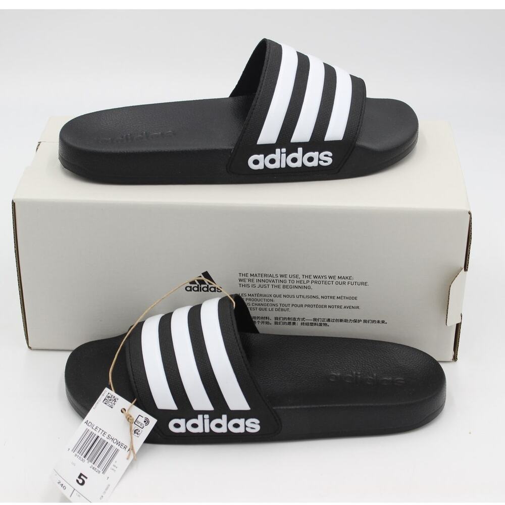 Adidas Adilette Big Kid's Slide Sandal Size 5 Youth US Style G27625